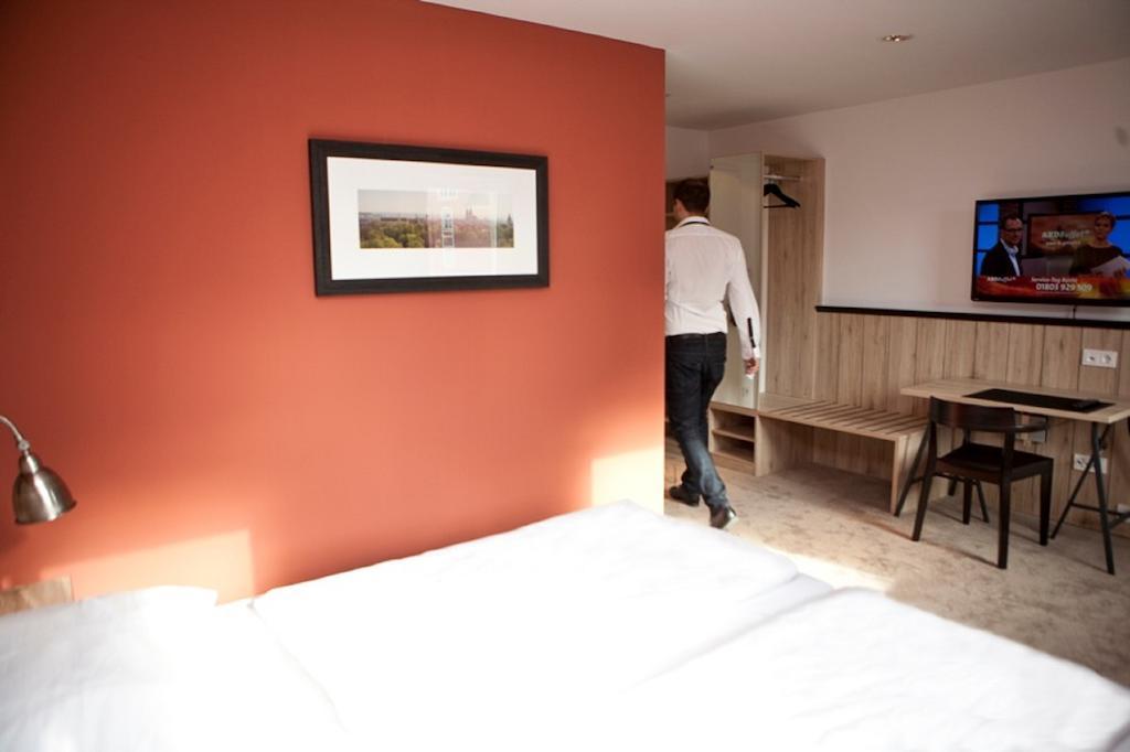 Dock1 Hotel Регенсбург Стая снимка